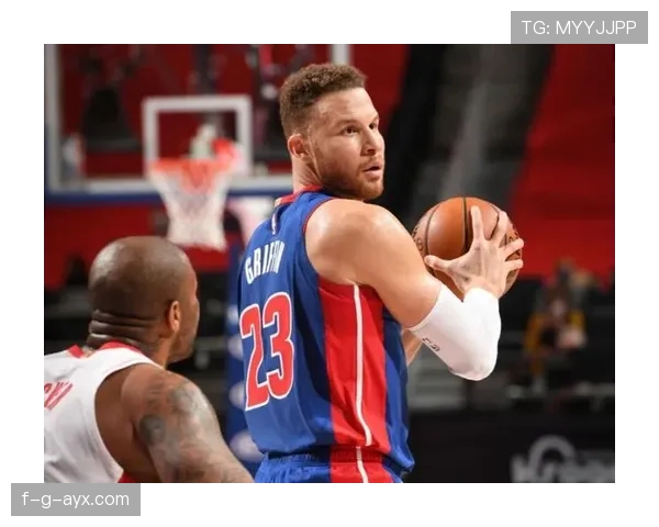 德保罗全能发挥助力球队再登巅峰,状态回暖引发关注 德保罗全能发挥助力球队再登巅峰,状态回暖引发关注