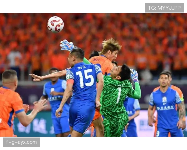 智利队防守稳固成制胜关键,后防线亮眼表现助球队迈向胜利 智利队防守稳固成制胜关键,后防线亮眼表现助球队迈向胜利