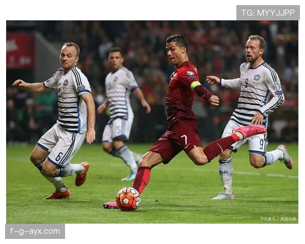 拜仁慕尼黑后防线持续稳健，球队蓄势迎战新赛季挑战